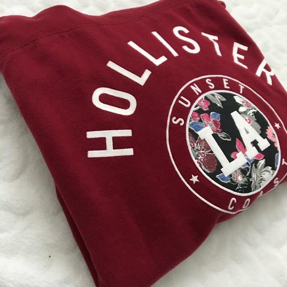 Hollister Sweatshirt - Women’s Small